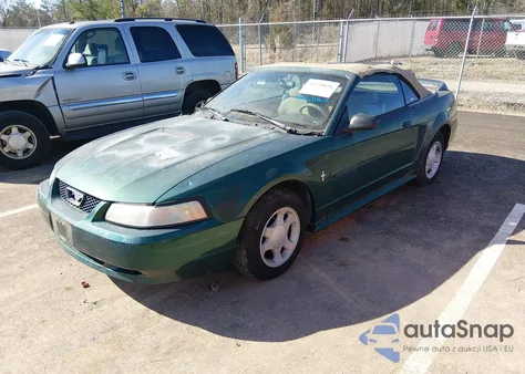 2000 Ford Mustang z USA, uszkodzony, nr VIN 1FAFP4441YF165595